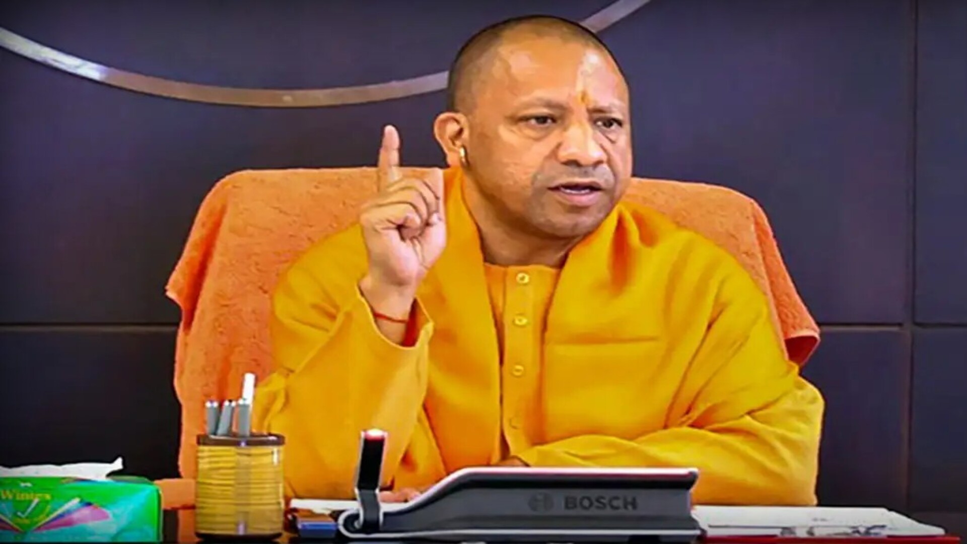नए साल पर योगी सरकार का बड़ा तोहफा: अब घर और दुकान का नक्शा मिनटों में होगा पास