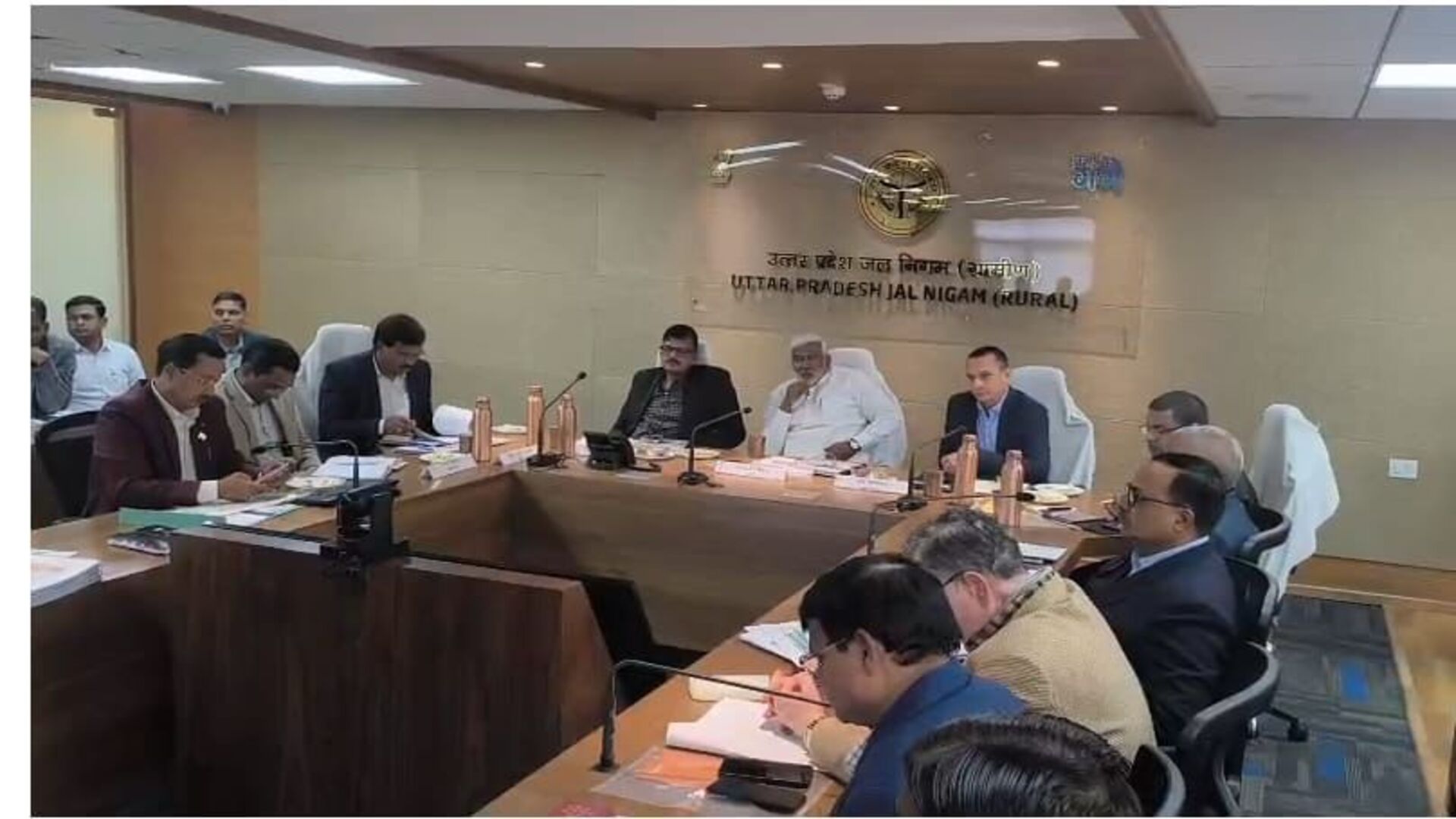 लखनऊ में लघु सिंचाई विभाग की बड़ी समीक्षा बैठक, मंत्री स्वतंत्रदेव सिंह ने कामकाज का लिया लेखा-जोखा