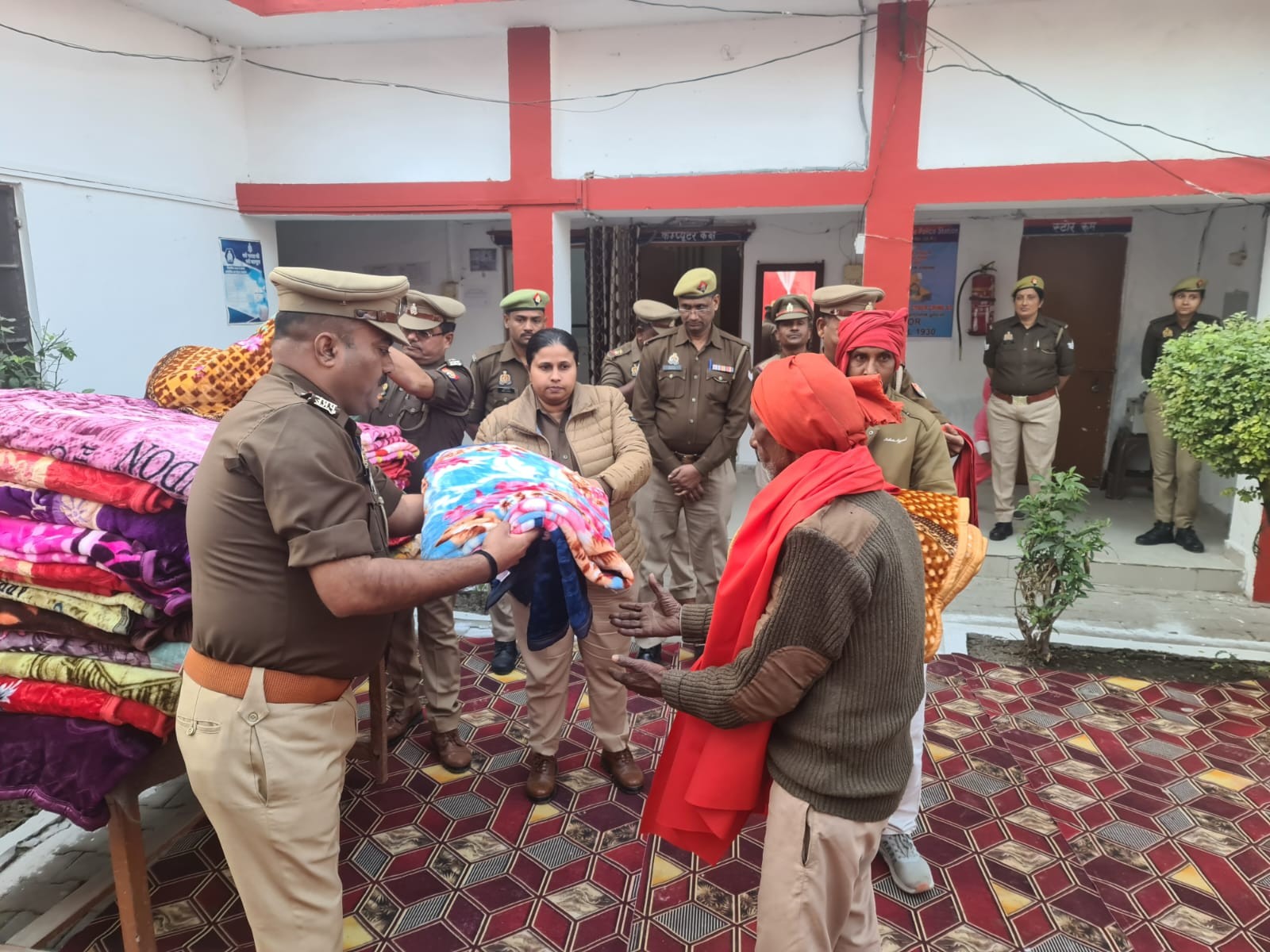 पुलिस अधीक्षक अपर्णा रजत कौशिक ने किया जायस कोतवाली का वार्षिक निरीक्षण, कानून-व्यवस्था को लेकर दिए सख्त निर्देश
